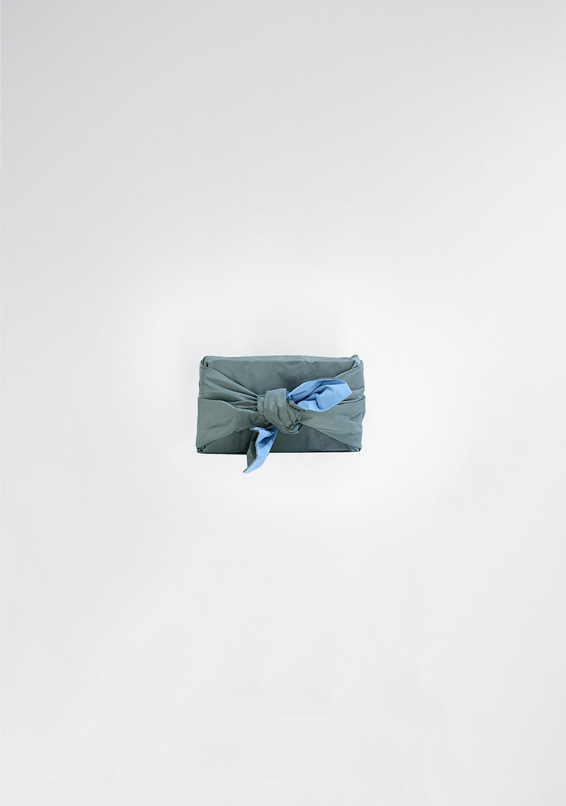 Katharina Hovman Furoshiki heaven-salvia, small Lagerräumung