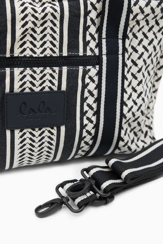 Lala Berlin Big Bag Muriel 2.0 canvas heritage stripe black Große Rabatte