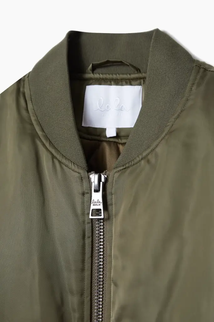 Lala Berlin Jacket Jalou nylon olive Kauf eins, bekomm eins gratis