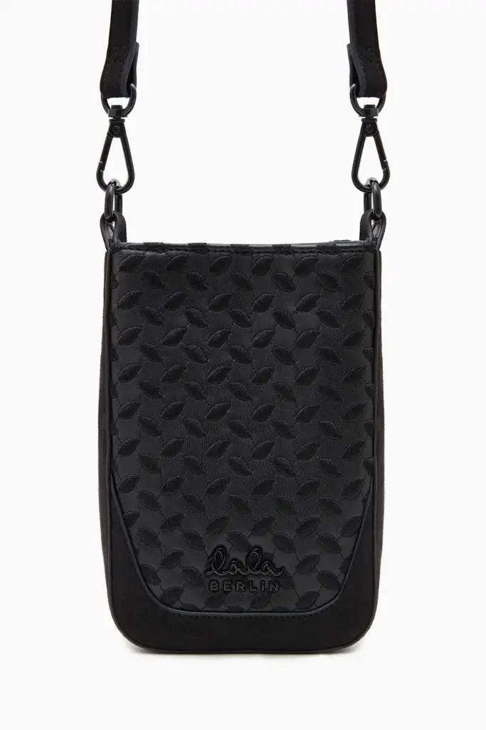 Lala Berlin Flat Crossbody Milwa grainy vegan leather black Letzter Tag