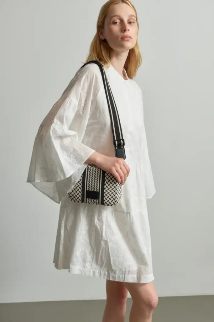 Lala Berlin Crossbody Milly canvas heritage stripe black Nur für heute