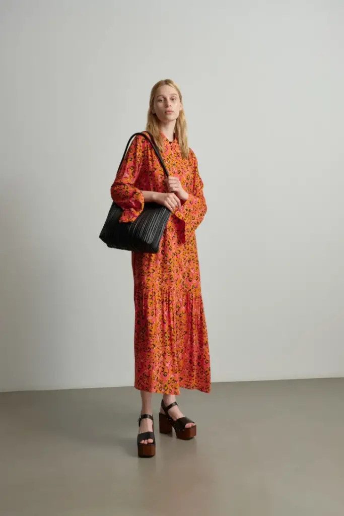 Lala Berlin Dress Derry viscose leo pink Black Friday