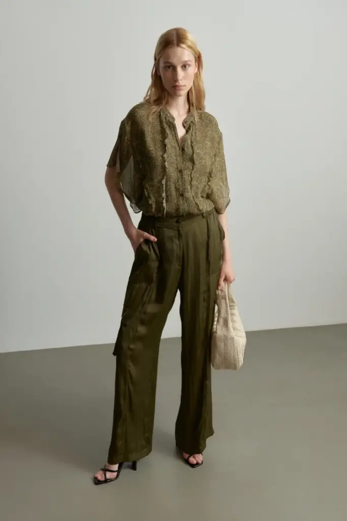 Lala Berlin Blouse Benaja viscose maze garden Osterangebot