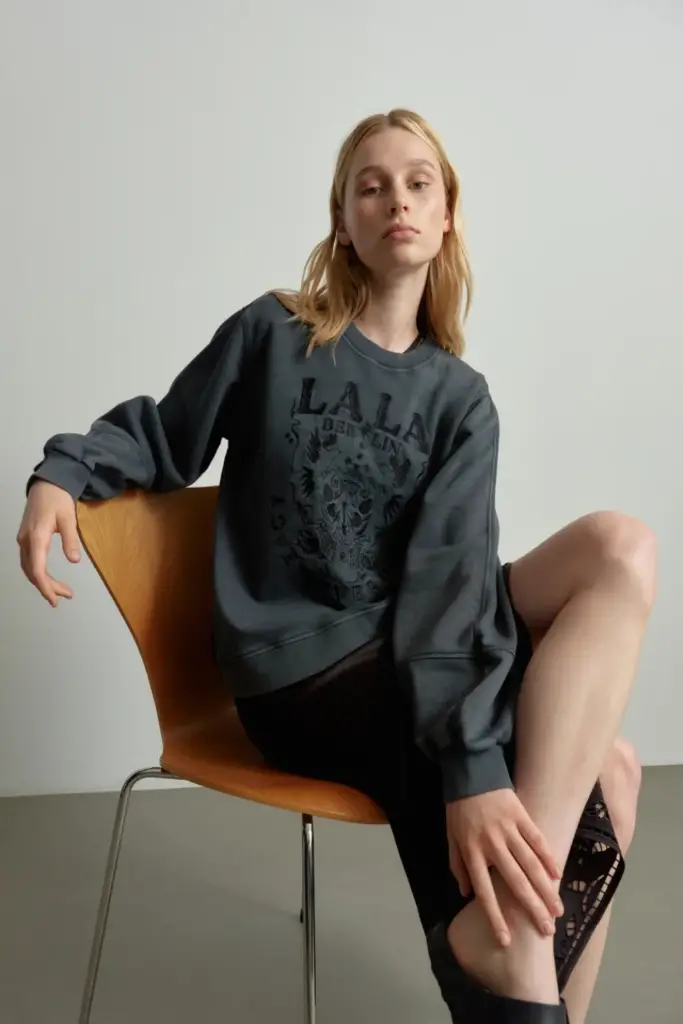 Lala Berlin Sweatshirt Ipali cotton love never fails black Muttertagsangebot