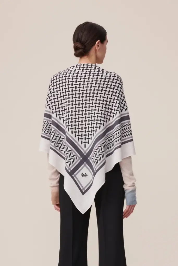 Lala Berlin Triangle Trinity Classic M cashmere alabastro off white Limitierter Zeitrabatt