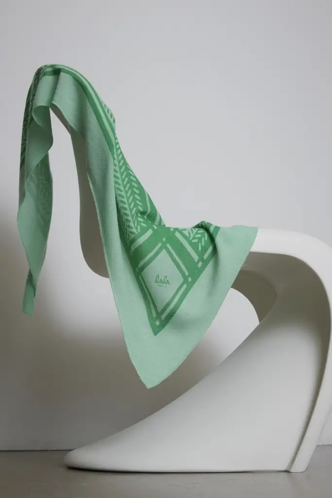 Lala Berlin Triangle Puzzle cashmere goryeo/green Versandkostenfrei