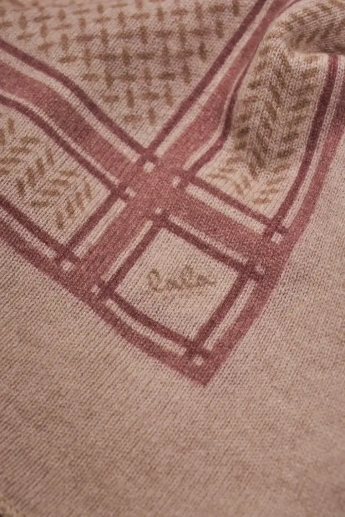 Lala Berlin Triangle Heritage Double cashmere sand flip Preisnachlass