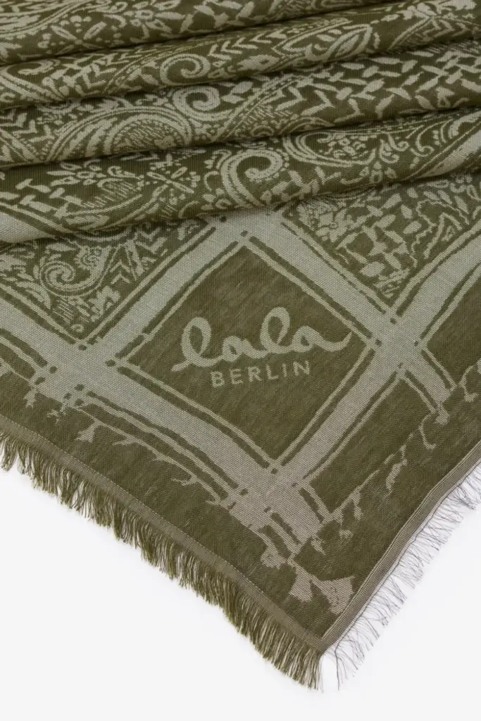 Lala Berlin Triangle Amalin viscose mix maze garden olive Top Angebot