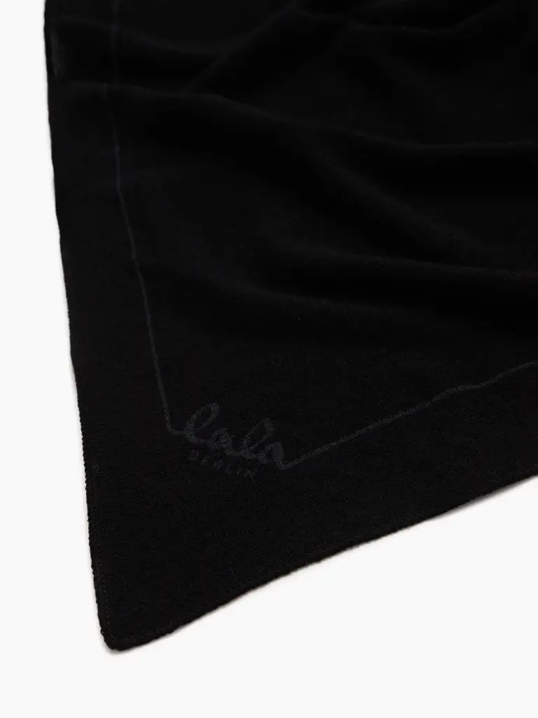 Lala Berlin Triangle Solid M cashmere nero Tägliche Deals