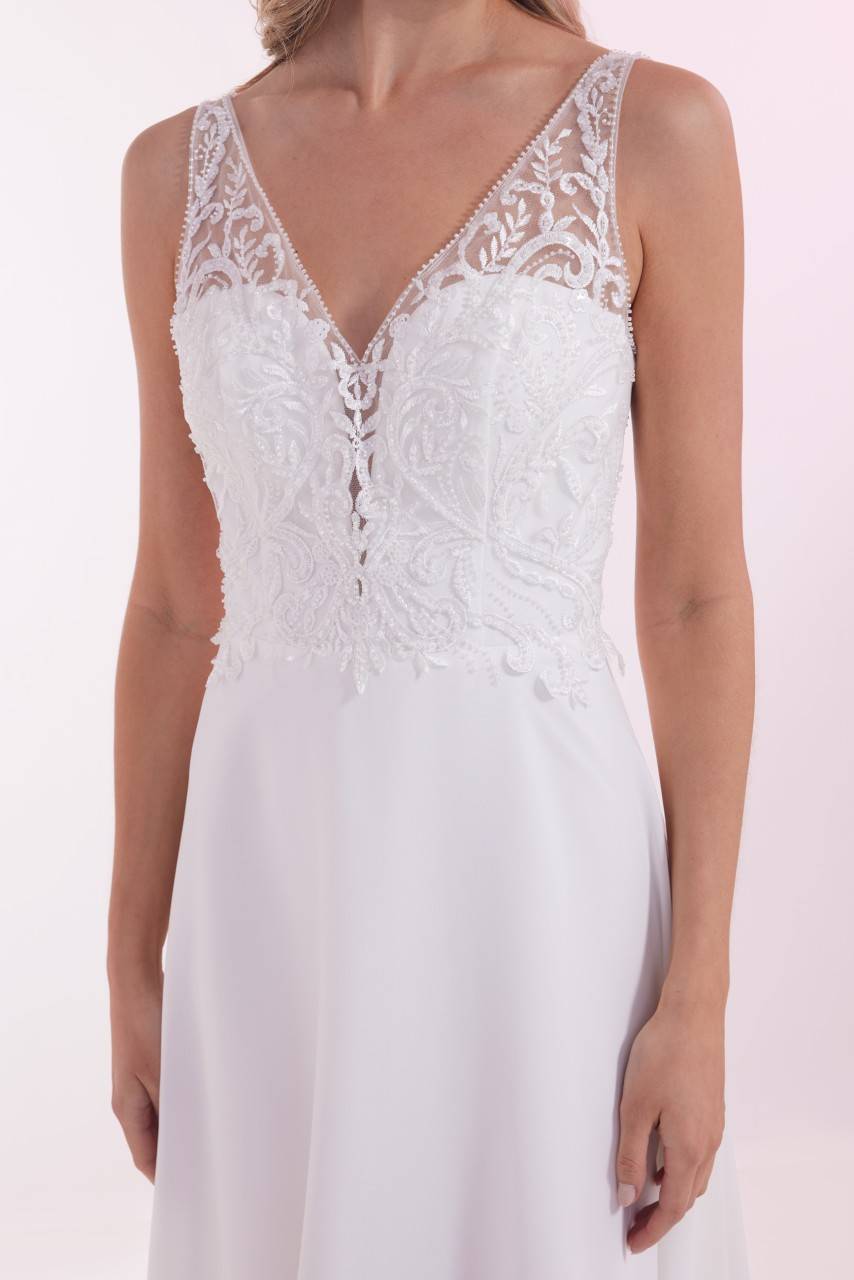 Laona OPULENT SPIRIT DRESS Besticktes Maxikleid mit V-Ausschnitt vorne und hinten Kauf eins, bekomm eins gratis