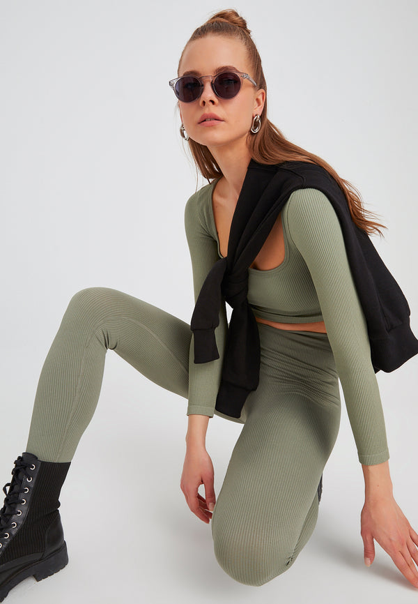 Leif Nelson Seamless Crop Top aermellos 50% Rabatt mit kostenlosem Versand