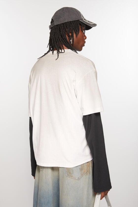 Acne Studios Logo-T-Shirt – lockere Passform Lagerräumung