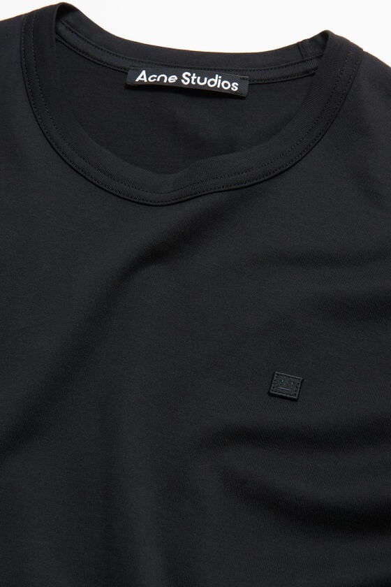 Acne Studios T-Shirt mit Rundhalsausschnitt - Normale Passform Unisex Bis zu 50% Rabatt