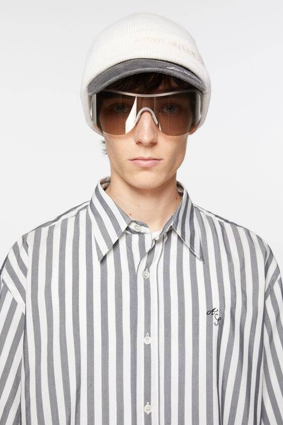 Acne Studios Gestreiftes Hemd mit Knopfleiste Hotsell
