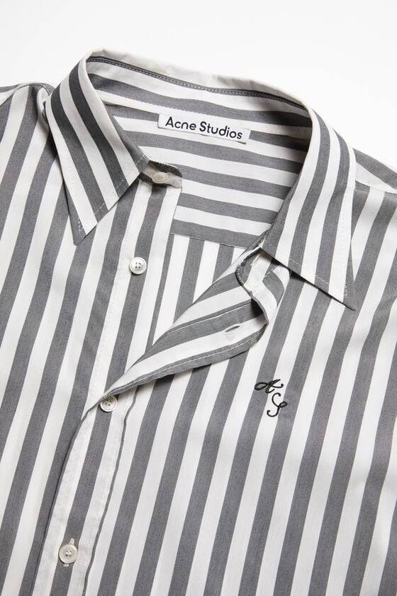Acne Studios Gestreiftes Hemd mit Knopfleiste Hotsell