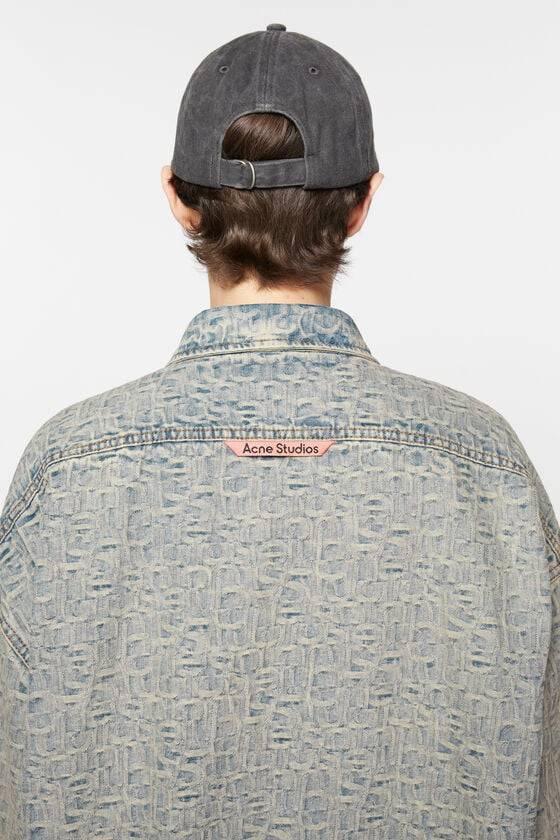 Acne Studios Monogramm-Jeanshemd – entspannte Passform Günstiger Verkauf