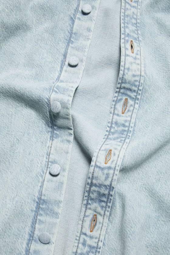 Acne Studios Denimhemd mit Knopfleiste – Lockere Passform Fabrikpreis