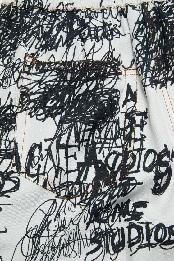 Acne Studios Bedruckte Shorts Fabrikverkauf