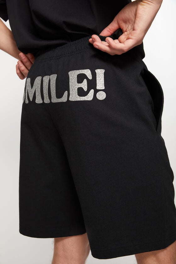 Acne Studios Bedruckte Sweat-Shorts Unisex Begrenztes Angebot