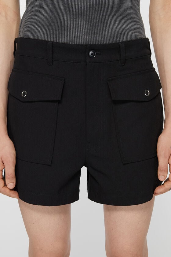 Acne Studios Shorts aus Twill Cyber Monday