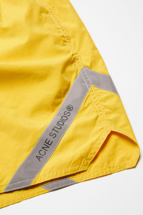 Acne Studios Badeshorts Weihnachtsangebot