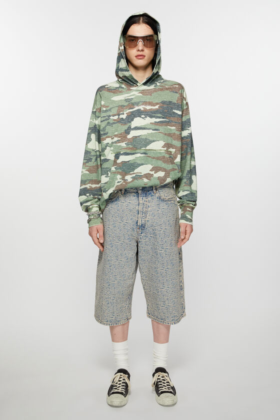 Acne Studios Denim-Shorts mit Monogramm – lockere Passform Osterangebot