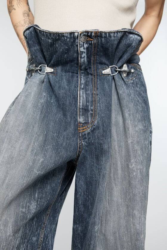 Acne Studios Denim-Hose Kauf eins, bekomm eins gratis