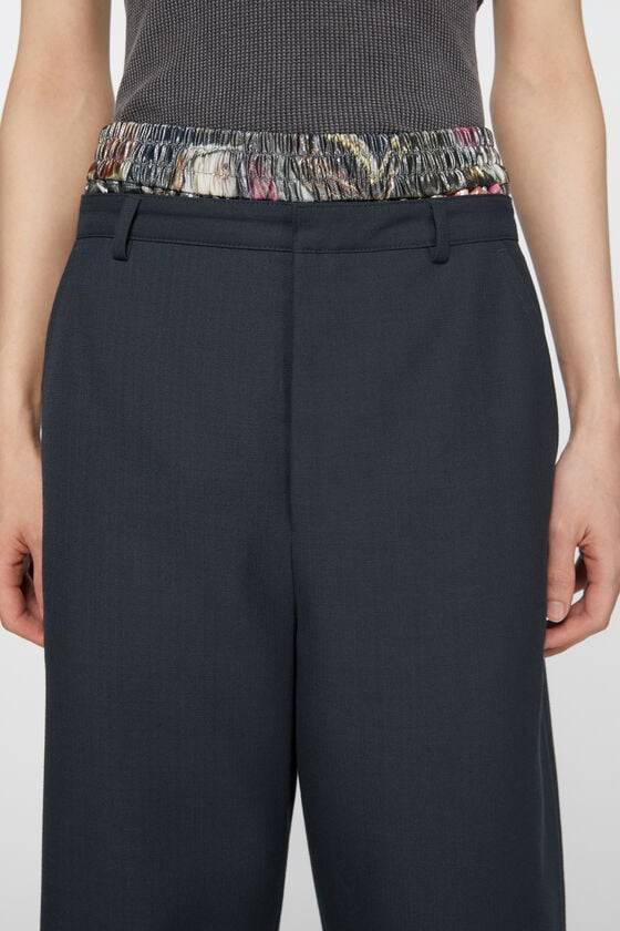 Acne Studios Hose aus Wollmischung Neueste Stile