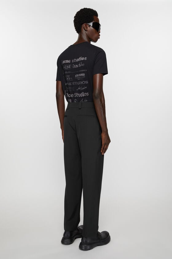 Acne Studios Figurnahe Hose Letzter Tag