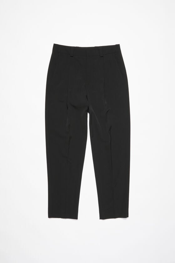 Acne Studios Figurnahe Hose Letzter Tag