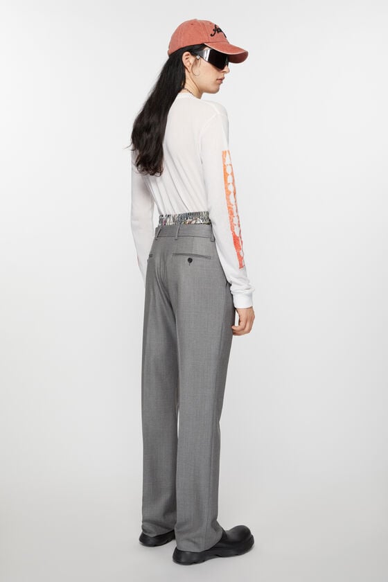 Acne Studios Figurnahe Hose Zeitbegrenzte Promotion