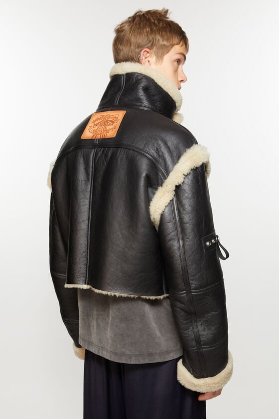 Acne Studios Jacke aus Shearling mit Schnalle Muttertagsangebot