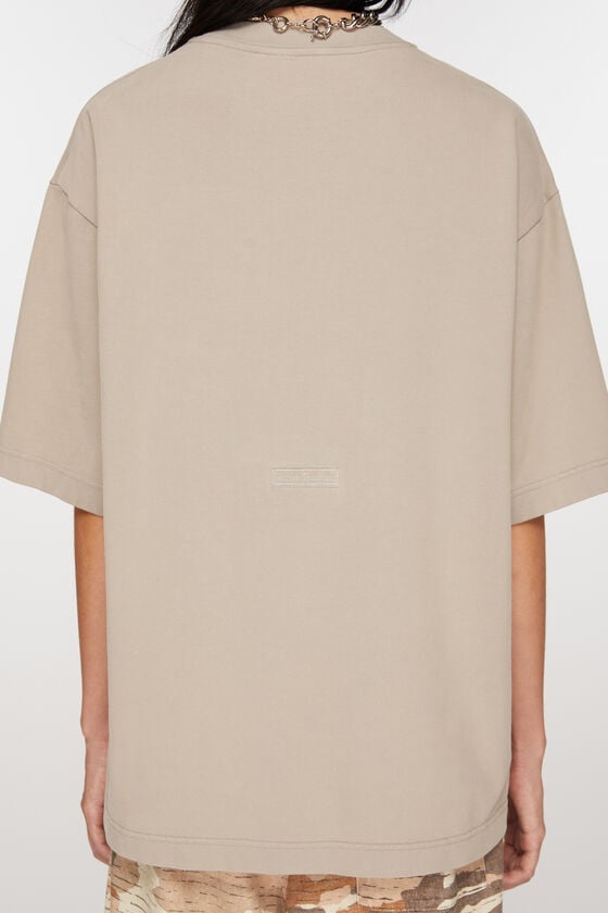 Acne Studios T-Shirt mit Rundhalsausschnitt in lockerer Passform Saisonale Angebote