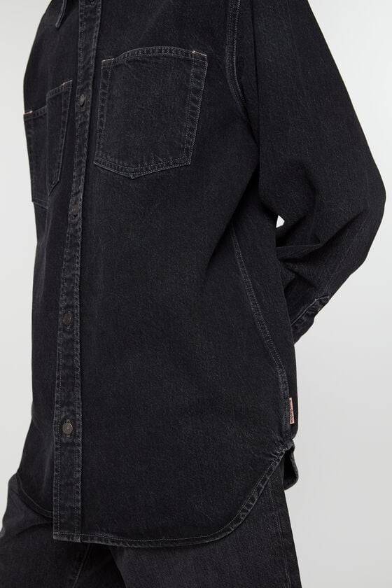 Acne Studios Jeanshemd mit Knopfleiste - Lockere Passform Wochenangebot