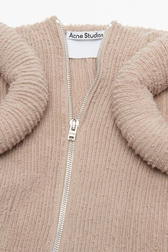 Acne Studios Asymmetric knit dress Laufsteg-Show Neueste Mode