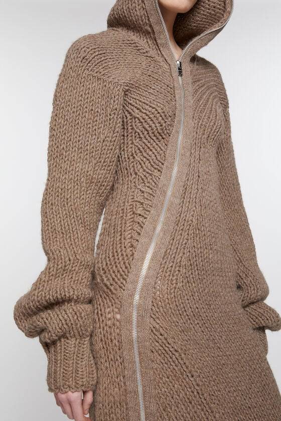 Acne Studios Hooded wool dress Laufsteg-Show Räumungsverkauf