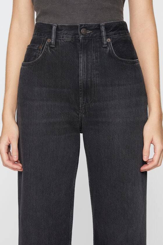 Acne Studios Jeans in lockerer Passform – 2022F Im Verkauf