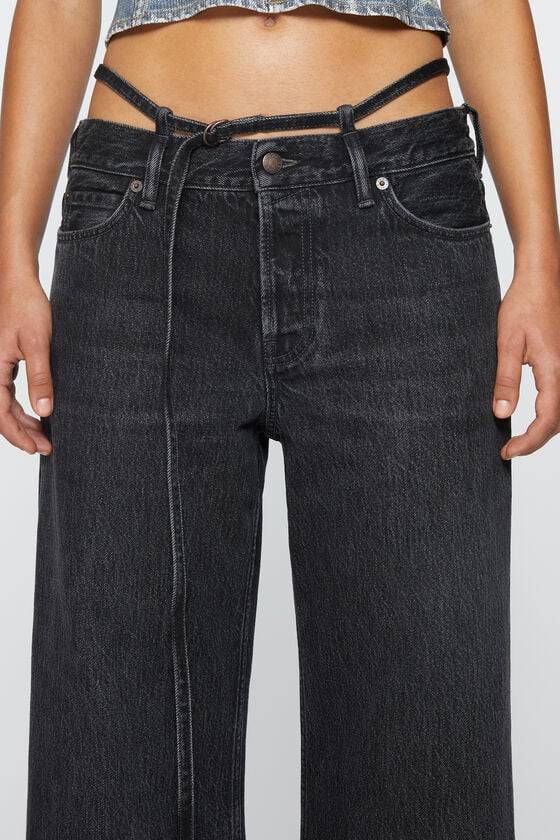 Acne Studios Jeans mit normaler Passform – 2004 Rabatte dieses Monats