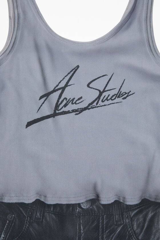 Acne Studios Bedruckter Badeanzug Bis zu 65% Rabatt