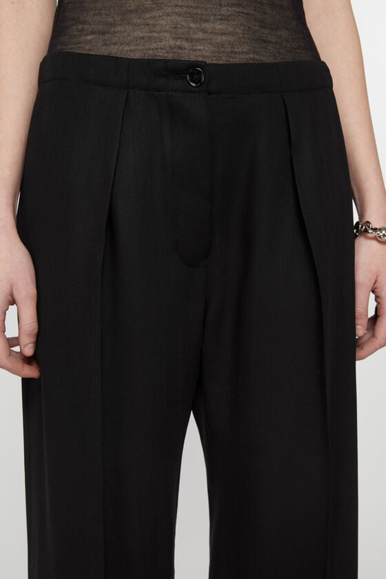 Acne Studios Figurnahe Hose Sonderangebot der Fabrik