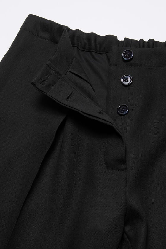 Acne Studios Figurnahe Hose Sonderangebot der Fabrik