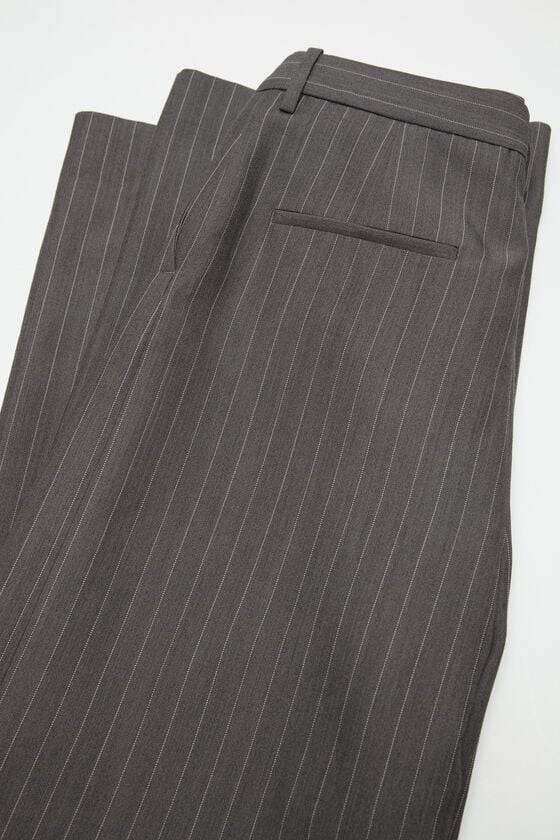 Acne Studios Dekonstruierte Nadelstreifenhose Kostenloser Versand international