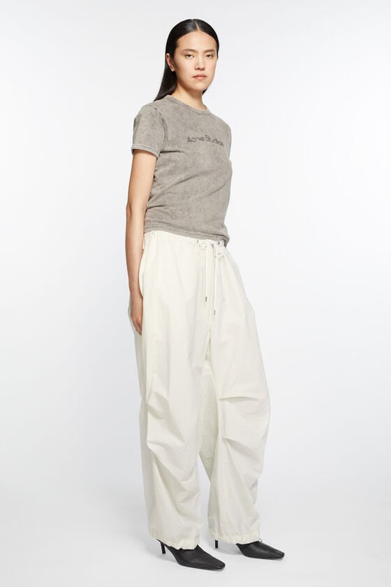 Acne Studios Hose in lockerer Passform Speichern exportieren