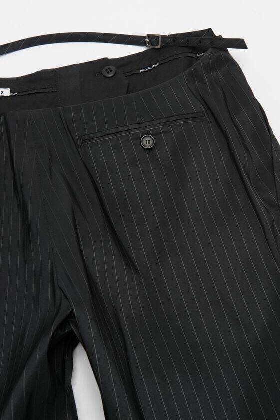Acne Studios Pinstripe tailored trousers Laufsteg-Show Auslauf