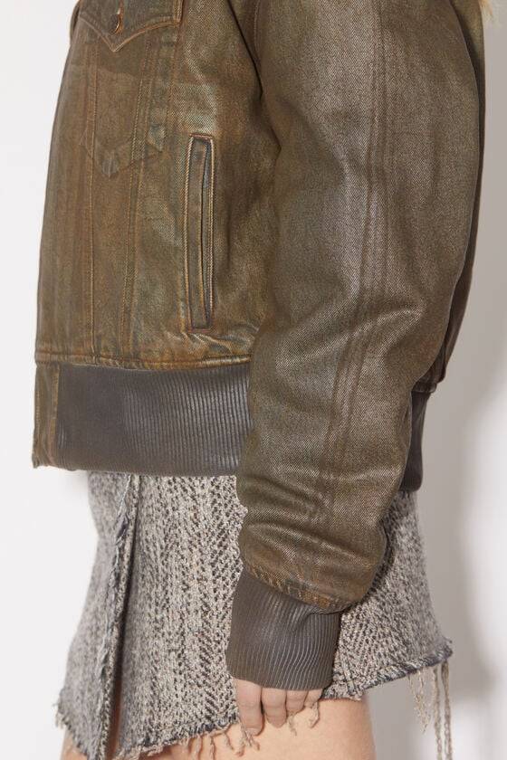 Acne Studios Bomberjacke aus gefärbtem Denim Online Outlet