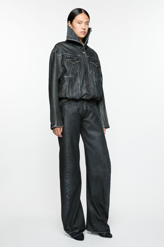 Acne Studios Beschichtete Jeansjacke Laufsteg-Show Neuheiten