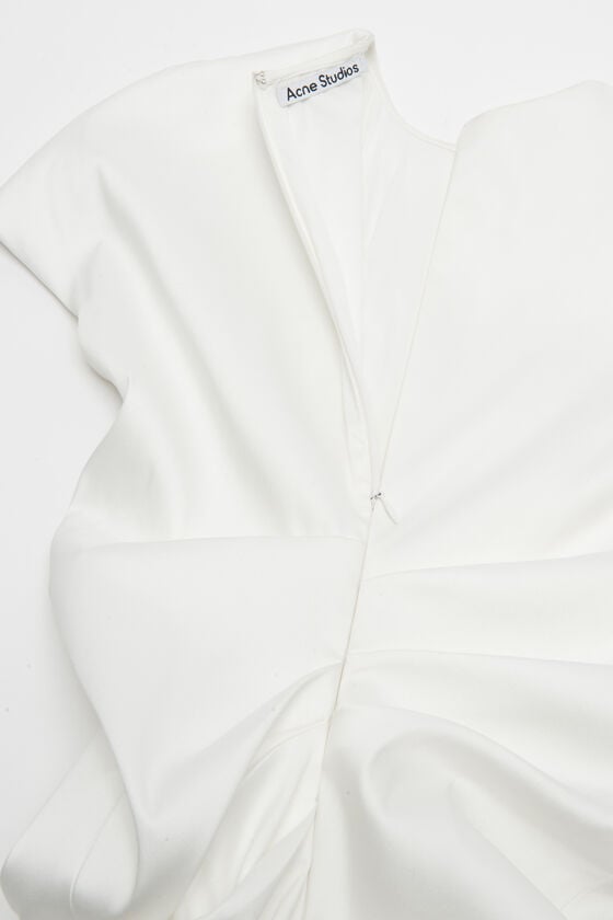 Acne Studios Draped t-shirt dress Laufsteg-Show Bis zu 50% Rabatt