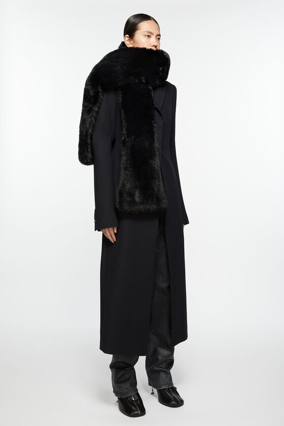 Acne Studios Fellschal Nur noch ein Tag übrig