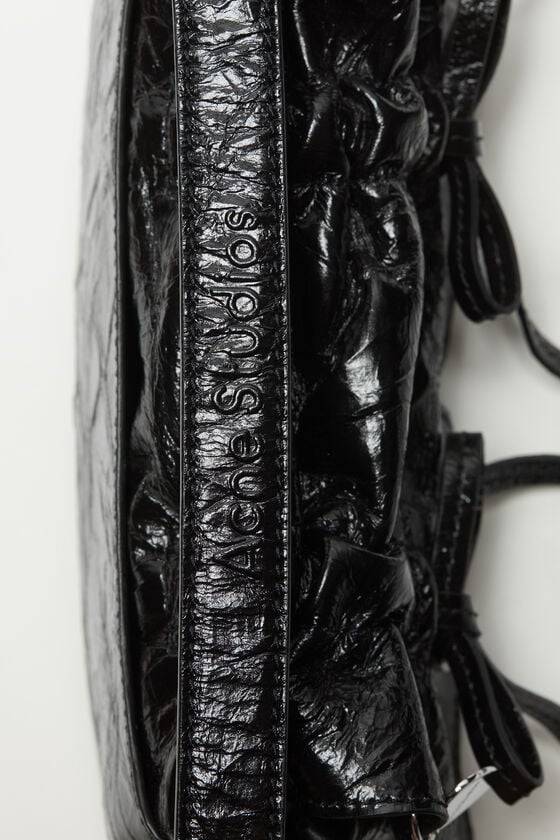 Acne Studios Mikrotasche mit mehreren Taschen Günstiger Verkauf