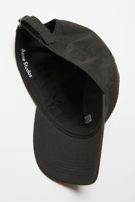 Acne Studios Kappe mit aufgesetztem Face-Aufnäher aus Metall Begrenztes Angebot